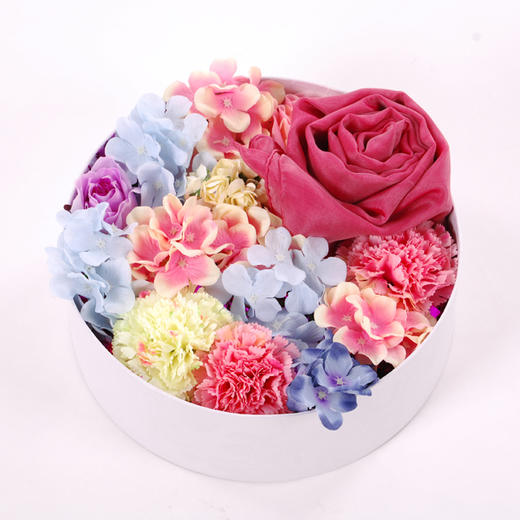 （永久下架）丝绸故事 高档真丝丝巾花礼盒 六号色 商品图0