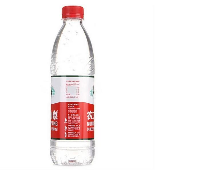 ũɽȪ Ȼˮ ˮԴ Ȼ 550ml/ƿ