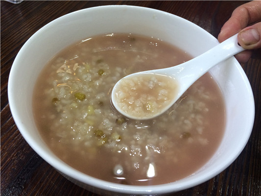 小学生爱护环境作文,老奶奶吃稀饭,高飞歌词,w