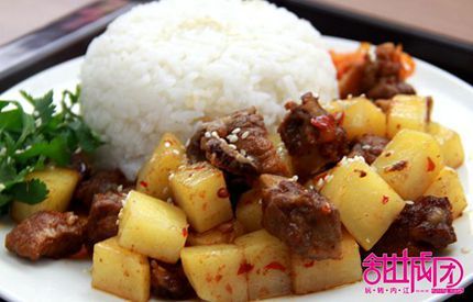 排骨土豆饭