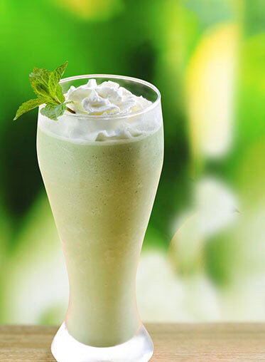 Ĩɳ matcha latte chiller