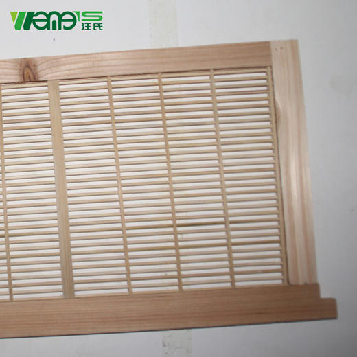 【正品保证】养蜂工具蜜蜂箱立式中蜂隔王板隔王珊框式隔王板49*26 商品图2