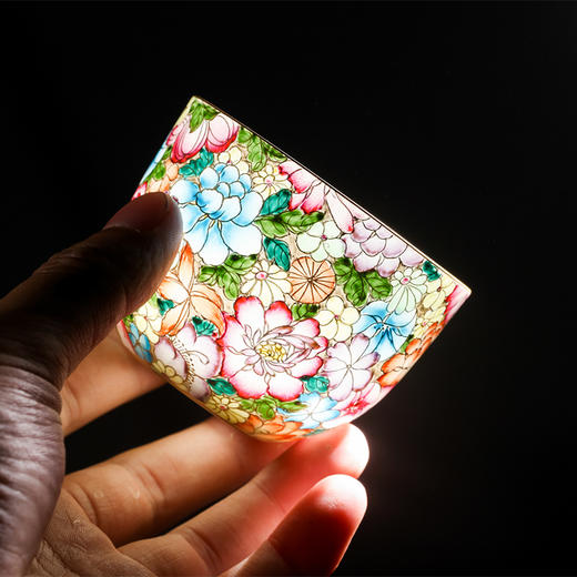 宝瓷林 珐琅彩金地万花大罗汉杯 商品图1